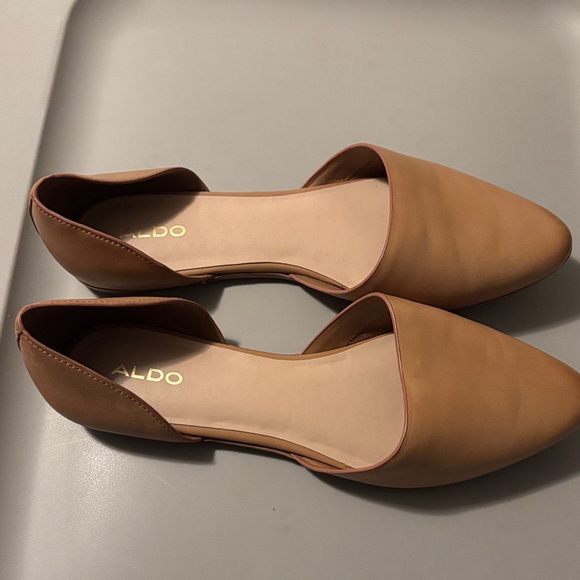 Aldo Women's Brown Flats - Picture 1 of 5